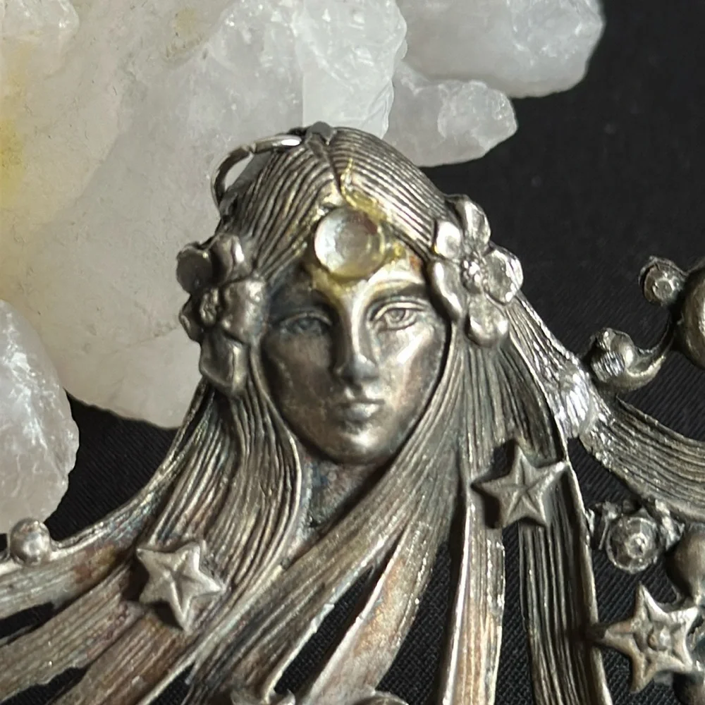JJ Jonette vintage GUC pewter Celestial lady pendant. Art nouveau style - Picture 2 of 4